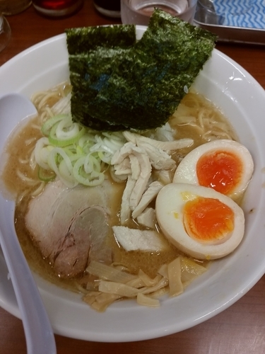 「濃厚鶏白湯（醤油）」@らーめん大鳳の写真