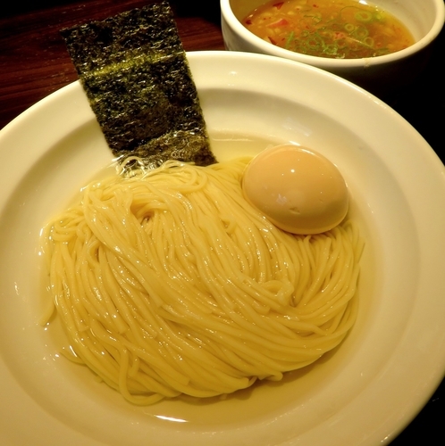 「淡麗塩煮干しつけ麺（麺2/3）＋味玉（900円）」@九十九里煮干つけ麺 志奈田の写真
