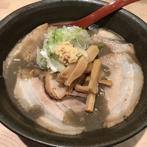 「にぼしらーめん」@にぼしらーめん88の写真