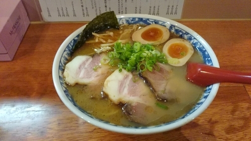 「特製中華そば」@土州屋の写真