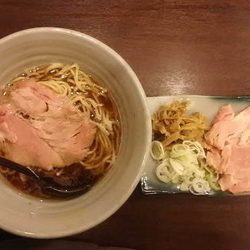 中華そばしっかり800円