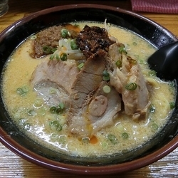 深味噌らあめん(中辛)大盛