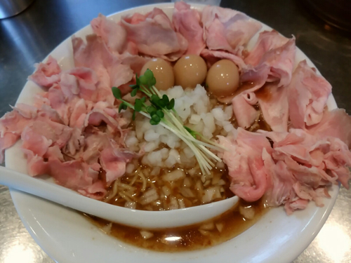 「冷やしカレー煮干し清湯 850円＋肉増し＋うずら＝1200円」@さんじの写真