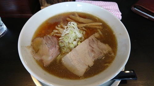 「らーめん　700円」@松屋食堂の写真