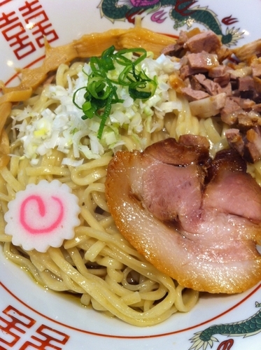 「黒豚旨味そば」@カドヤ食堂 本店の写真