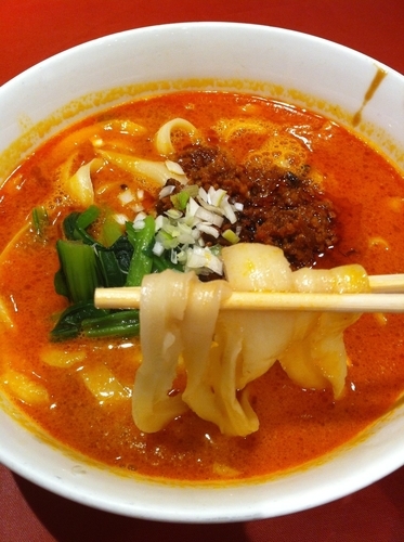 「四川坦々刀削麺」@四川料理 京華樓 別館の写真