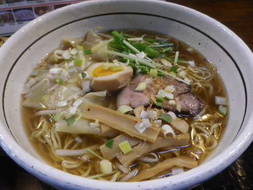 「えびワンタン麺・普通」@麺工房 あかつきの写真