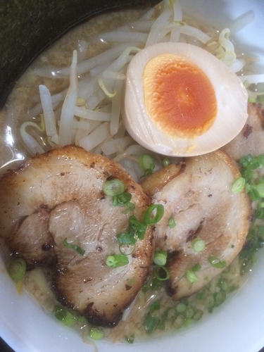 「とんこつ醤油ラーメン」@らーめん・つけ麺 睡 大虎の写真