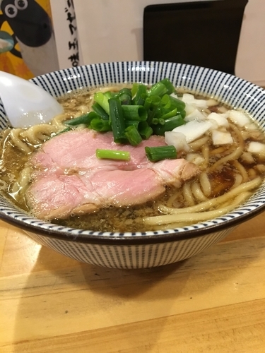 「煮干ラーメン」@ふく流らーめん 轍 本町本店の写真