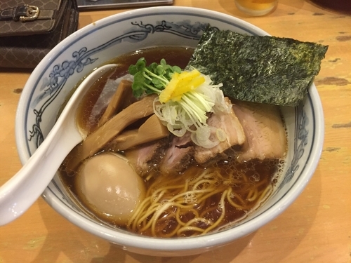 「醤油ラーメン➕チャーシュー➕味玉」@らーめん いまるやの写真