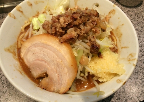 「ラーメン　ミニ　ニンニクアブラ　750円」@ラーメン宮郎の写真