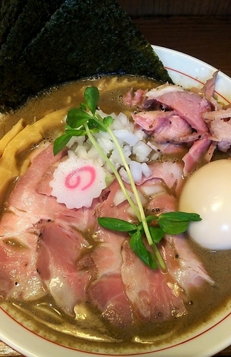 「銀の煮干しそば特製(大盛り)」@煮干中華そば 鈴蘭 中野店の写真