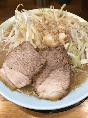 「ラーメン、ヤサイ、アブラ、カラメ」@ラーメン盛太郎の写真