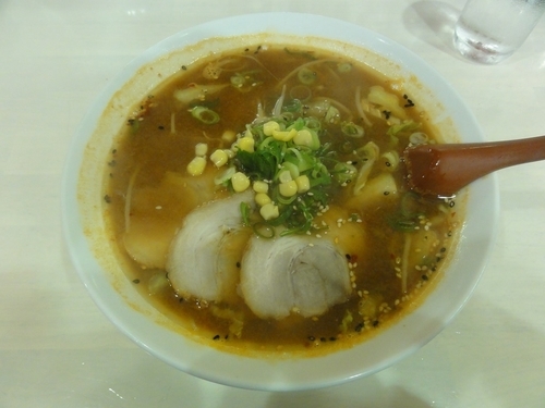 「激辛みそラーメン（入門）」@元祖餃子舖 珉珉 向日町店の写真