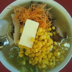 みそバターコーンチャーシューメン