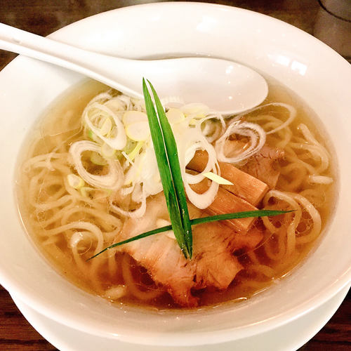 「手打ちらぁめん 塩」@手打ち麺 やす田の写真