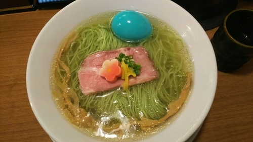 「鯛塩そば（緑の味玉＆緑の特注麺）」@鯛塩そば 灯花 本店の写真