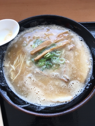 「こってりラーメン 670円」@宝ラーメン 徳島阿波おどり空港店の写真