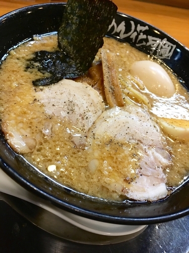 「嵐げんこつらあめん」@らあめん花月嵐 川口本町店の写真