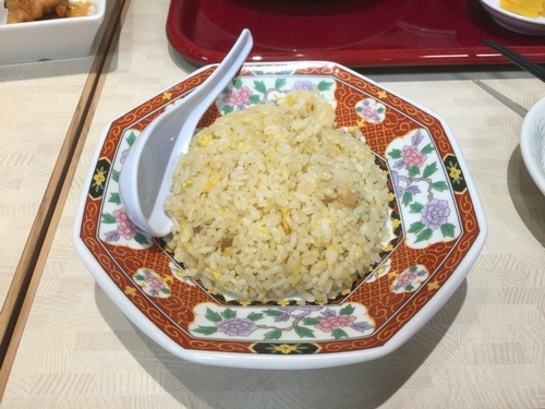 「半チャーハン（250円）」@中華食堂 一番館 渋谷桜丘町店の写真