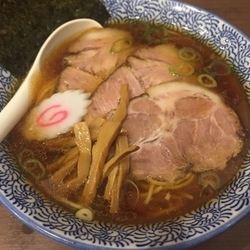 中華そば チャーシュー 大盛り 870円