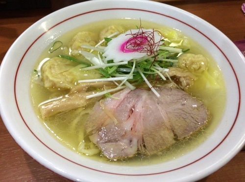 「柚子塩そば+ワンタン」@横浜中華そば 維新商店の写真