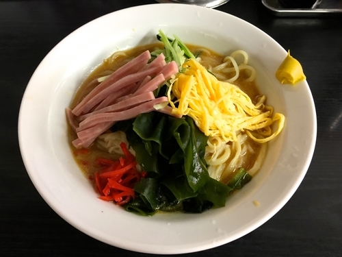 「冷し中華」@中国手打拉麺 馬賊 浅草本店の写真