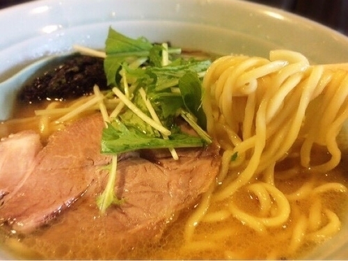 「ラーメン(醤油)(600円)」@がら屋の写真