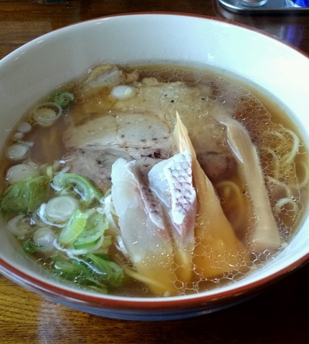 「あら炊き中華そば 正油」@中華そば GO.TO.KU ～仁～の写真