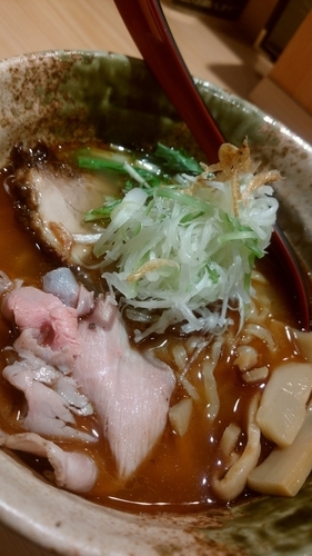 「焼きあご塩らー麺８００円」@焼きあご塩らー麺 たかはし 上野店の写真