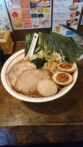 「特製醤油ラーメン（大盛無料）1,030円」@悠河らーめん 町田中町店の写真