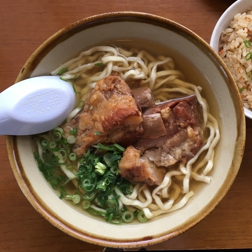 「ソーキそば（中）セット850円」@なかむらそばの写真