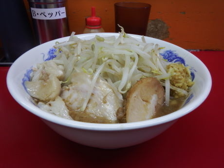 「ラーメン　並盛」@モッコリ豚の写真