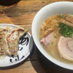 塩ラーメン 餃子