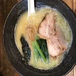 鶏ベジポタ塩らーめん