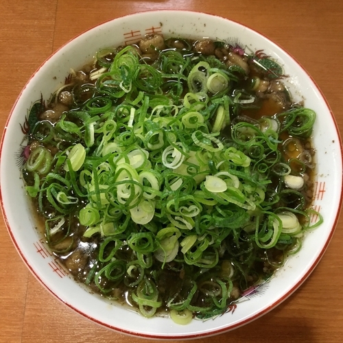 「尾道ラーメン (650円) ネギ (100円)」@暁の写真