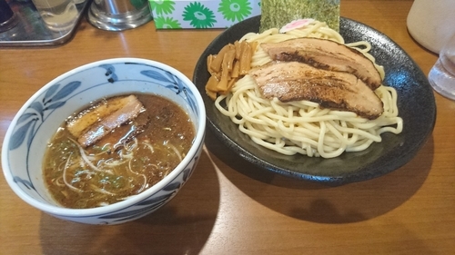 「つけそば（並） 780円 + 炙りチャーシュー丼 350円」@麺屋こうきの写真