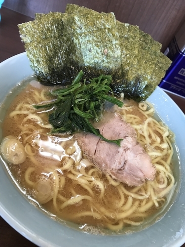 「ラーメン(並)海苔増し(固め・脂多め)」@寿々㐂家 曙町店の写真