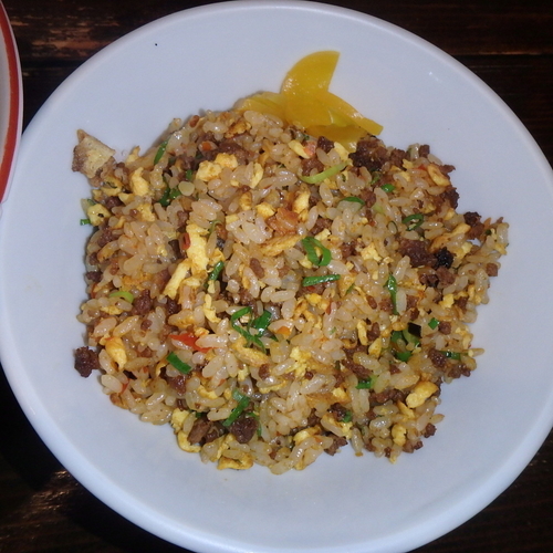 「ラーメン(650円)、四川チャーハンハーフ(+300円)」@麺屋 菜心の写真