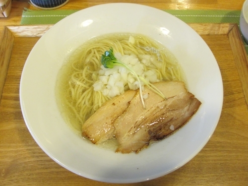 「【限定】初物大羽の塩そば　850円」@中華蕎麦 はざまの写真