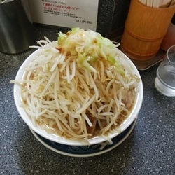 少、野菜ましましニンニク油