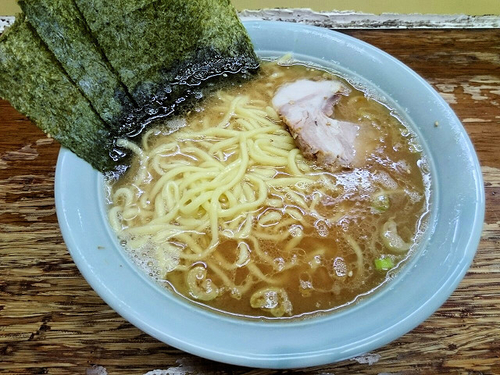 「ラーメン、麺の中盛」@まこと家の写真