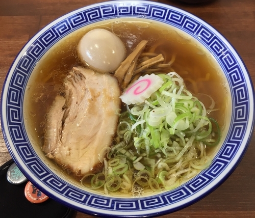 「あっさりしょうゆラーメン＋煮玉子（￥750＋￥120）」@ラーメン郷の写真