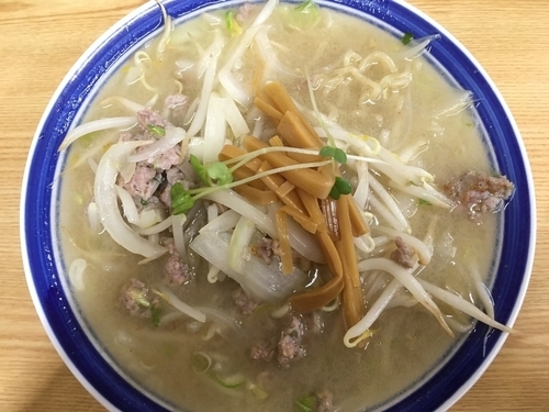 「みそラーメン 850円」@味の三平の写真