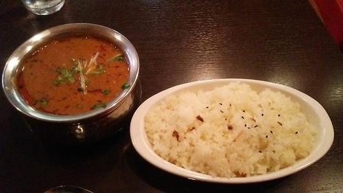 「チキン 1100円 ＋ サフランライス（M） 300円」@アロマズ オブ インディアの写真