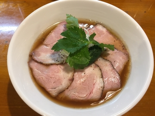 「味玉チャーシュー醤油らぁ麺（大盛）」@らぁ麺 こむぎの写真