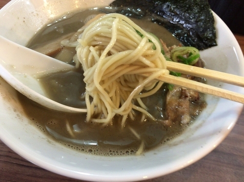 「濃厚煮干しそば」@無化調らあめん いりにぼ 新所沢店の写真