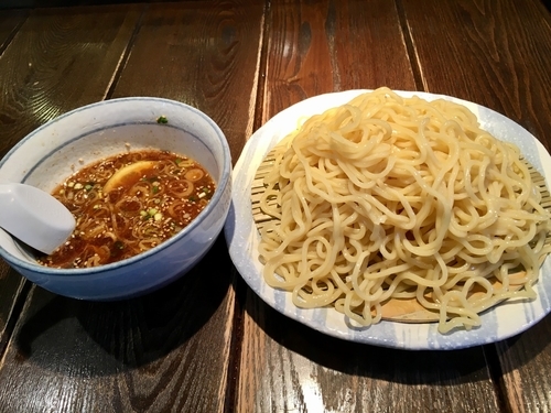 「つけ麺(醤油) 大 ¥880」@楽やの写真
