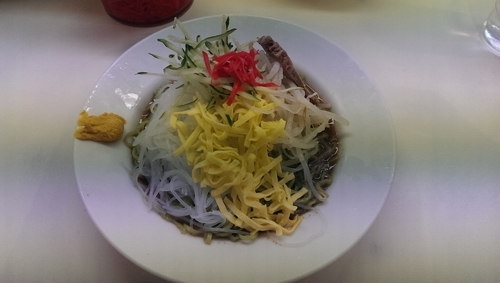 「冷やし中華、大盛」@博多天神 渋谷南口店の写真