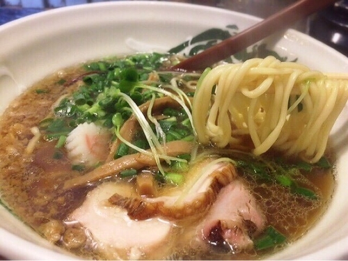 「らーめん正油(720円)」@G麺7の写真